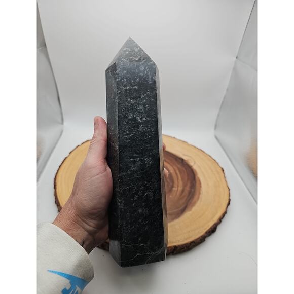 4.3lb Arfvedsonite Garnet Blue Flashes Crystal Point Tower Polished - Picture 3 of 7